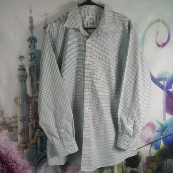 🌺 - L.l bean checkered button down shirt - Picture 2 of 4